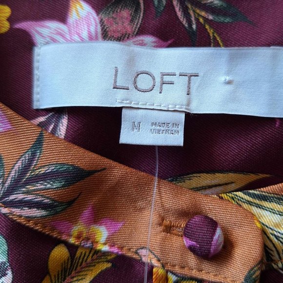 Loft Mixed Print Floral Henley Blouse Size Medium - Picture 13 of 13